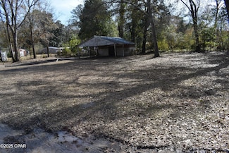 1291 Morris Ave, Chipley, FL 32428