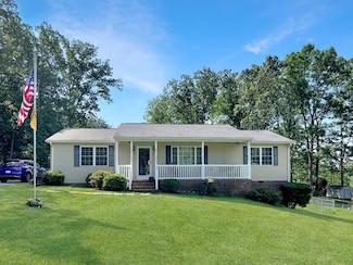 319 Springlake Dr, Blairs, VA 24527