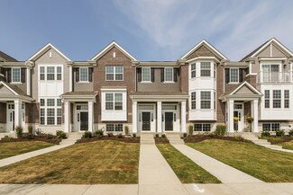 1935 Continental Ave, Naperville, IL 60563