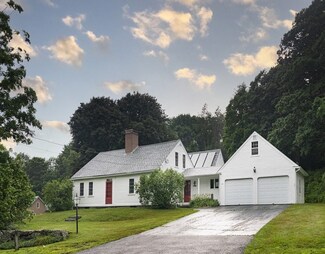 149 Hubbardston Rd, Barre, MA 01005
