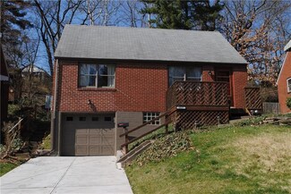 1017 Woodland Rd, Blawnox, PA 15238