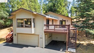 20808 Point View Dr, Groveland, CA 95321