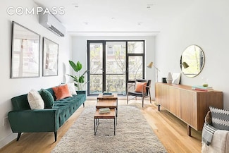 171 Concord St Unit 3-A, Brooklyn, NY 11201