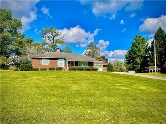 101 Cedar Dr, Kittanning, PA 16201
