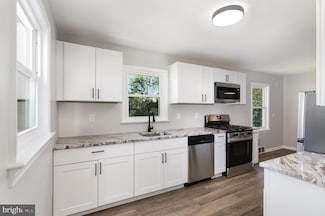 3333 Stone Ridge Rd, York, PA 17402
