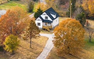 848 Franklin Rd, Charlotte, TN 37036