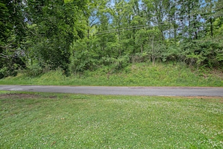 0 J Dr N, Marshall, MI 49068