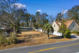 1012 S Hollywood Dr, Surfside Beach, SC 29575