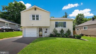 243 N Hills Ave, Glenside, PA 19038