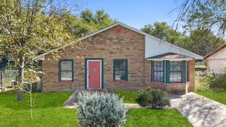 15812 Buchel, Lacoste, TX 78039
