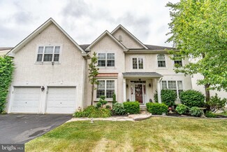 18 Hunters Hill Dr, Morgantown, PA 19543