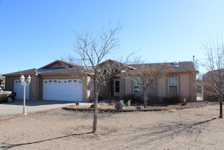 2820 Foothill Dr SW, Albuquerque, NM 87105