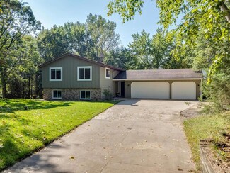 19800 Heather St NW, Cedar, MN 55011