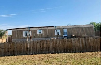 527 E Kent St, Lubbock, TX 79403