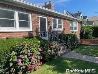 142 Flamingo St, Atlantic Beach, NY 11509