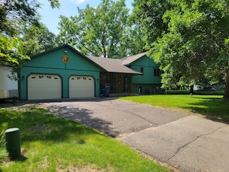 1509 Oxford Ln, Saint Cloud, MN 56303