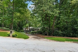 285 Glen Lake Dr NW, Atlanta, GA 30327