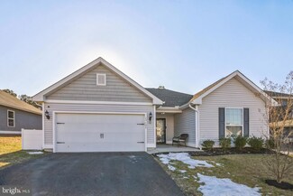 17126 Brookwood Dr, Bowling Green, VA 22427