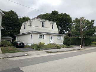 2 Agate Ave, Worcester, MA 01604