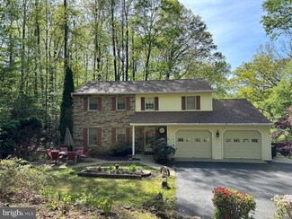 2001 Shenkel Rd, Pottstown, PA 19465