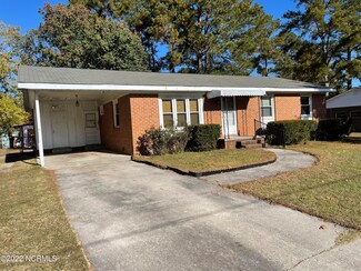 927 Montclair Ave, Rockingham, NC 28379