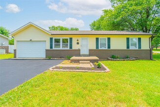 244 Tower Dr, Bowling Green, KY 42101