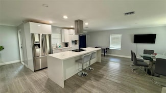 8231 SW 9th St, North Lauderdale, FL 33068