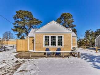 10 Heintz Rd, Dennis Port, MA 02639