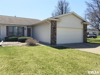 802 11th Avenue B Ct, Silvis, IL 61282