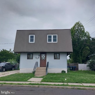14 S Chestnut Ave, Maple Shade, NJ 08052