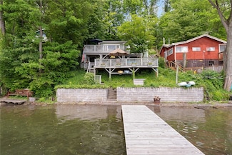 1753 Log Cabin Rd, Penn Yan, NY 14527