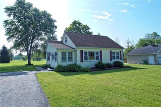 13583 Ravenna Rd, Chardon, OH 44024