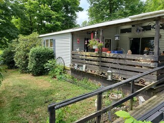 685 Cross Rd, Towanda, PA 18848