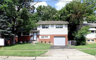 9224 Comstock Dr, Cincinnati, OH 45231