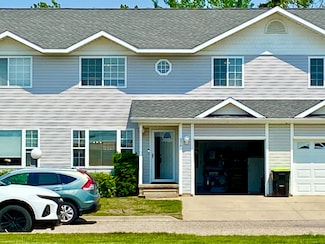 2476 W Branch Dr, West Branch, MI 48661