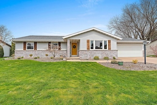 3004 W Sunset Ave, Appleton, WI 54914