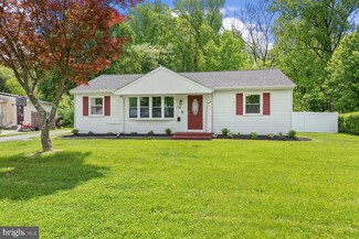 16 Temple Ave, Stratford, NJ 08084