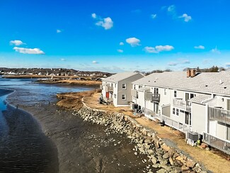 30 Margin St Unit E, Lynn, MA 01905