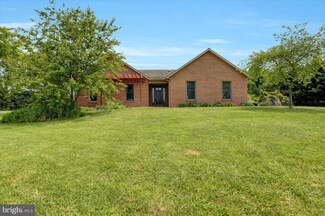 952 Edith Dr Unit 19, Chambersburg, PA 17202