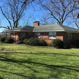 7887 Al Highway 199, Notasulga, AL 36866