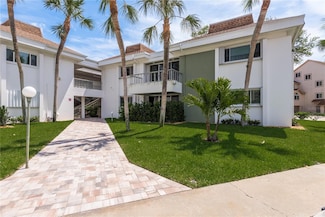 311 Island Way Unit 101, Clearwater Beach, FL 33767