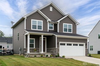 3108 White Ash Dr, Tipp City, OH 45371