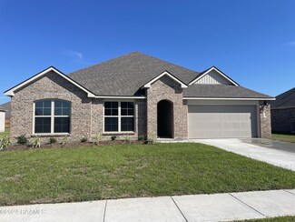 404 Dulworth Ct, Breaux Bridge, LA 70517