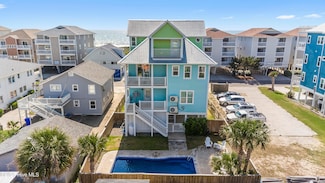 711 Carolina Beach Ave N, Carolina Beach, NC 28428
