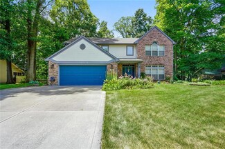 1004 Honeysuckle Dr, Mooresville, IN 46158