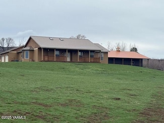 565 N Fork Rd, Yakima, WA 98903