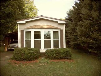 322 Circle Ct, Arcade, NY 14009