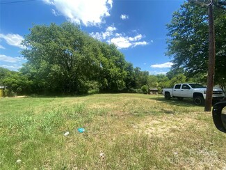 209 S Gregory St, Lancaster, SC 29720