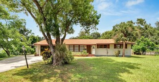 106 E Morgan St, Brandon, FL 33510