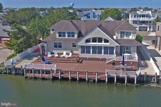 21 Buckingham Ave, Harvey Cedars, NJ 08008